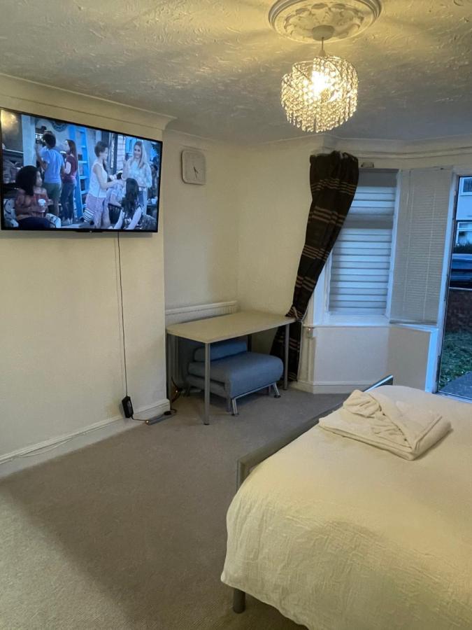 Alder En-Suites Self-Catering With Private Shower 1 Southampton Exteriér fotografie